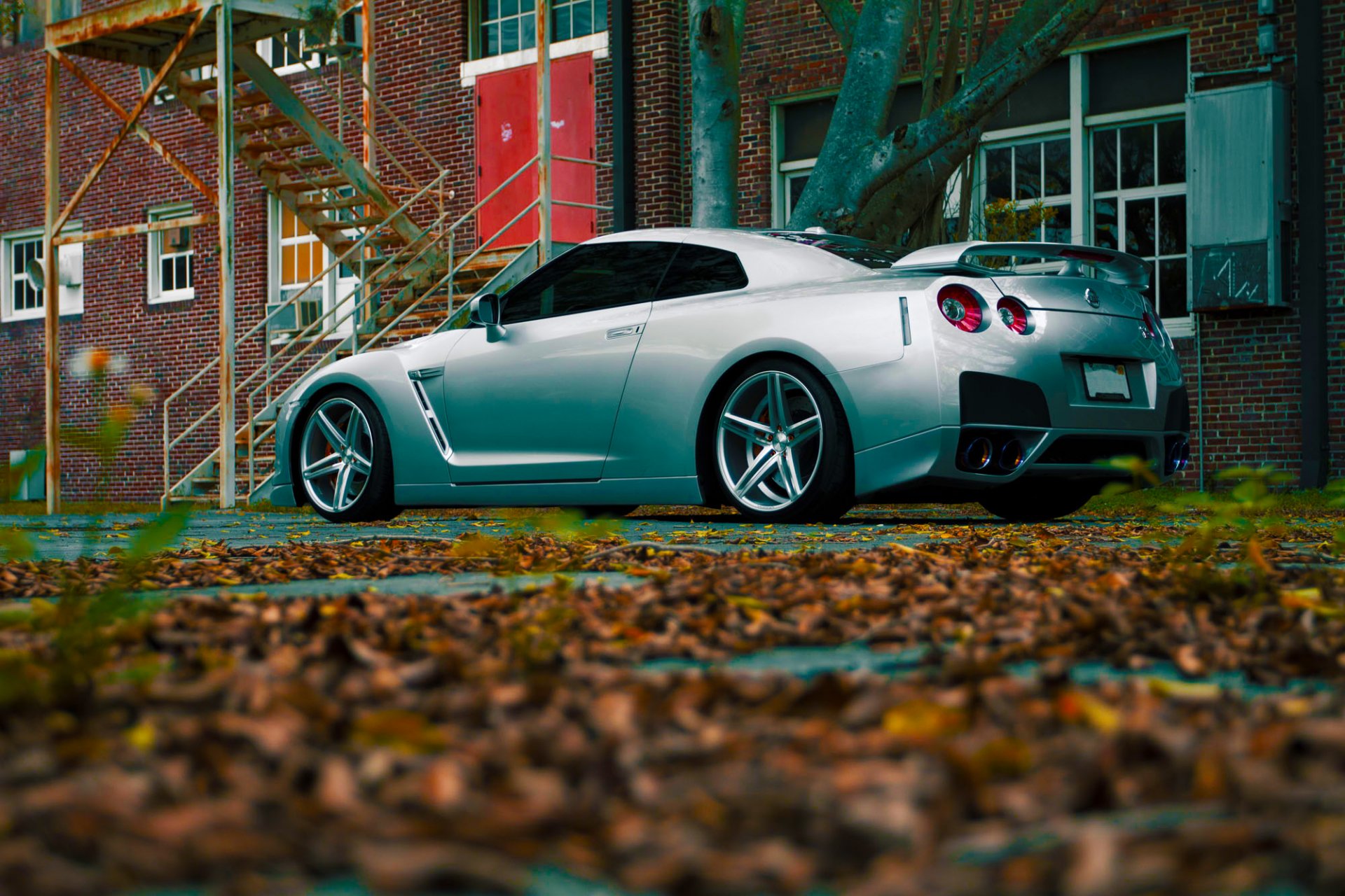 nissan r35 rtm vossen roue cv5 argent couleur arrière