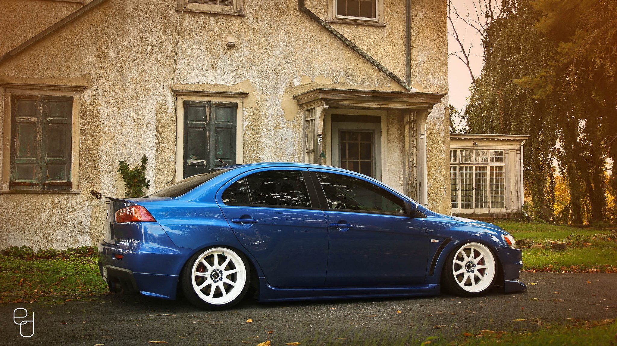 mitsubishi profesión evolución evo azul mitsubishi lancer azul otoño follaje