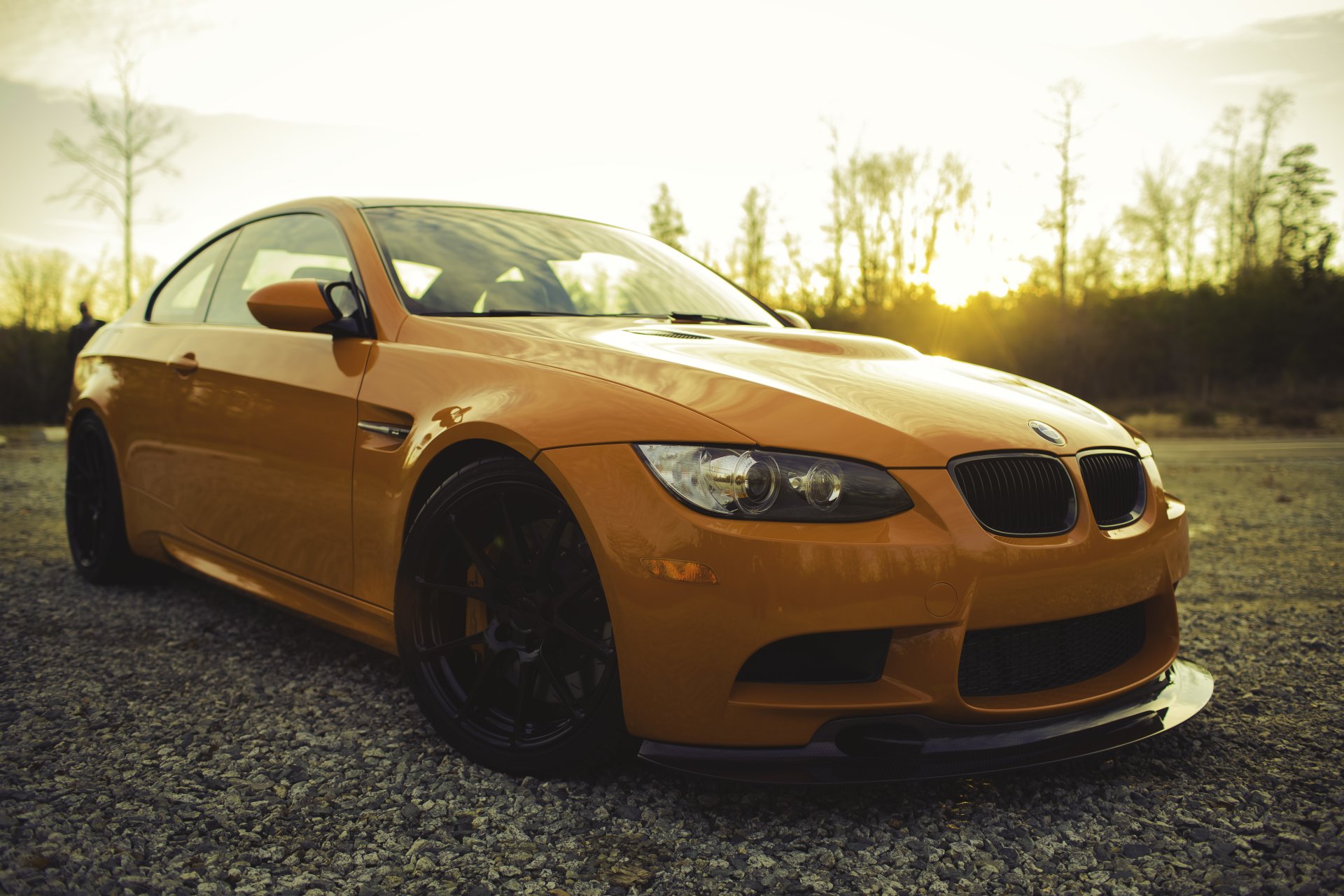 bmw m3 e92 arancione bmw vista frontale riflessione