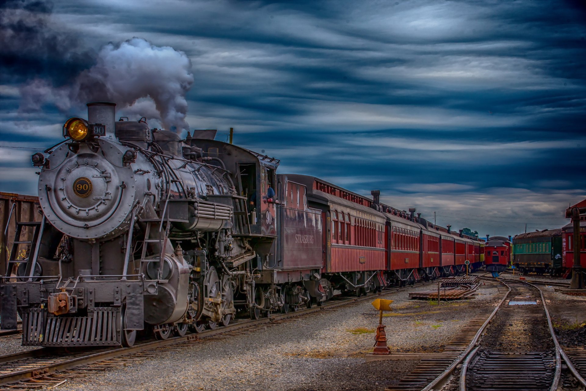 locomotive à vapeur train gare