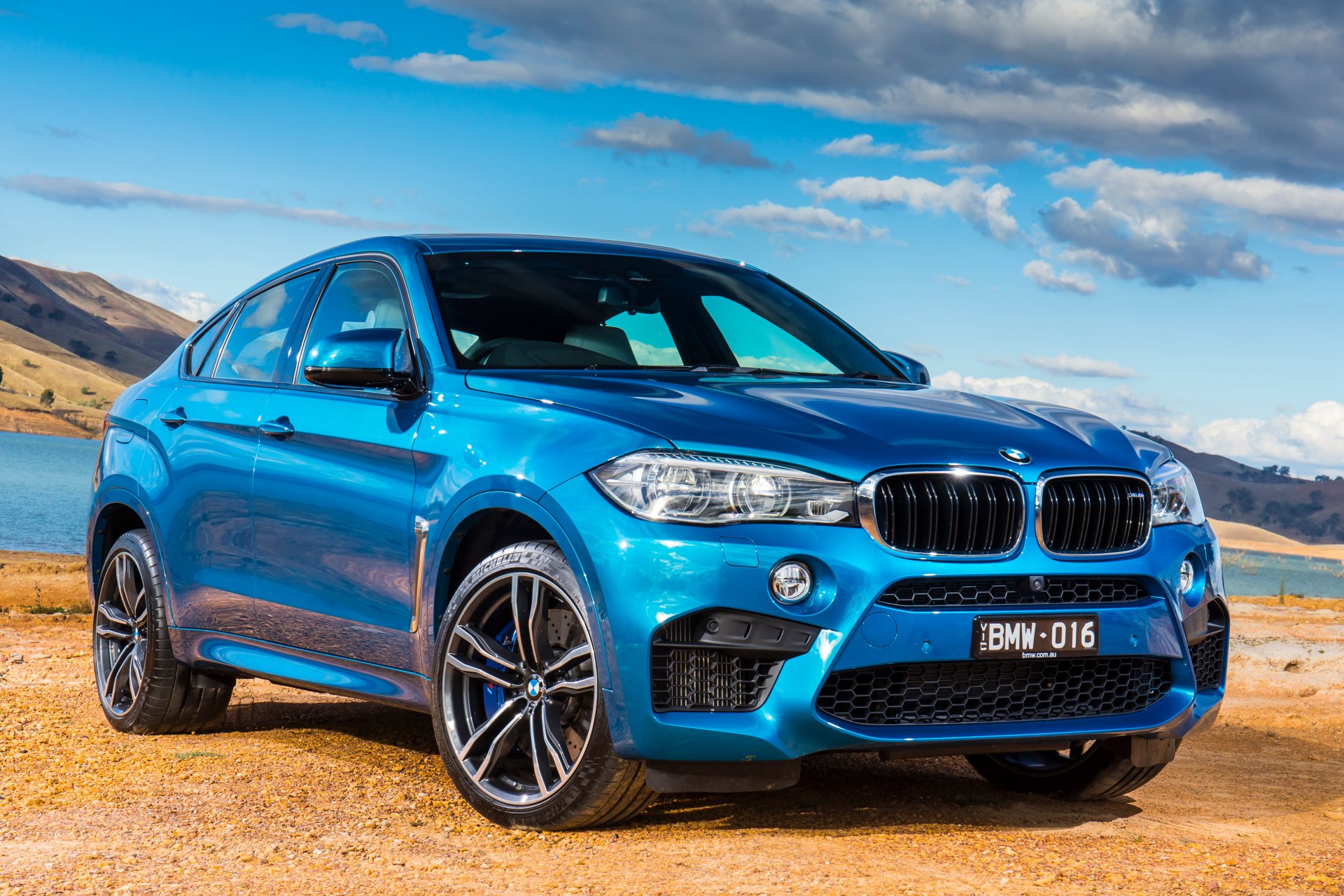 2015 г. bmw x6 m ас-spec f16 бмв