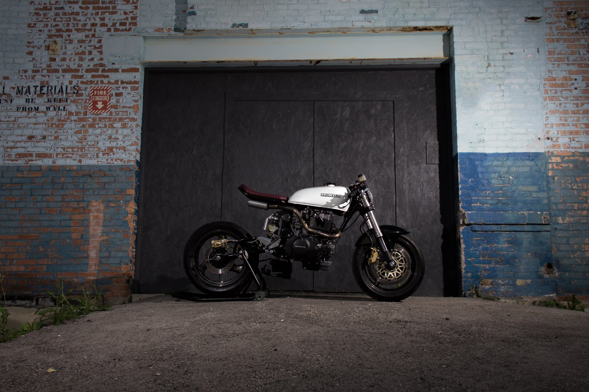 wrenchmonkees honda cm450 cafe racer motocykl