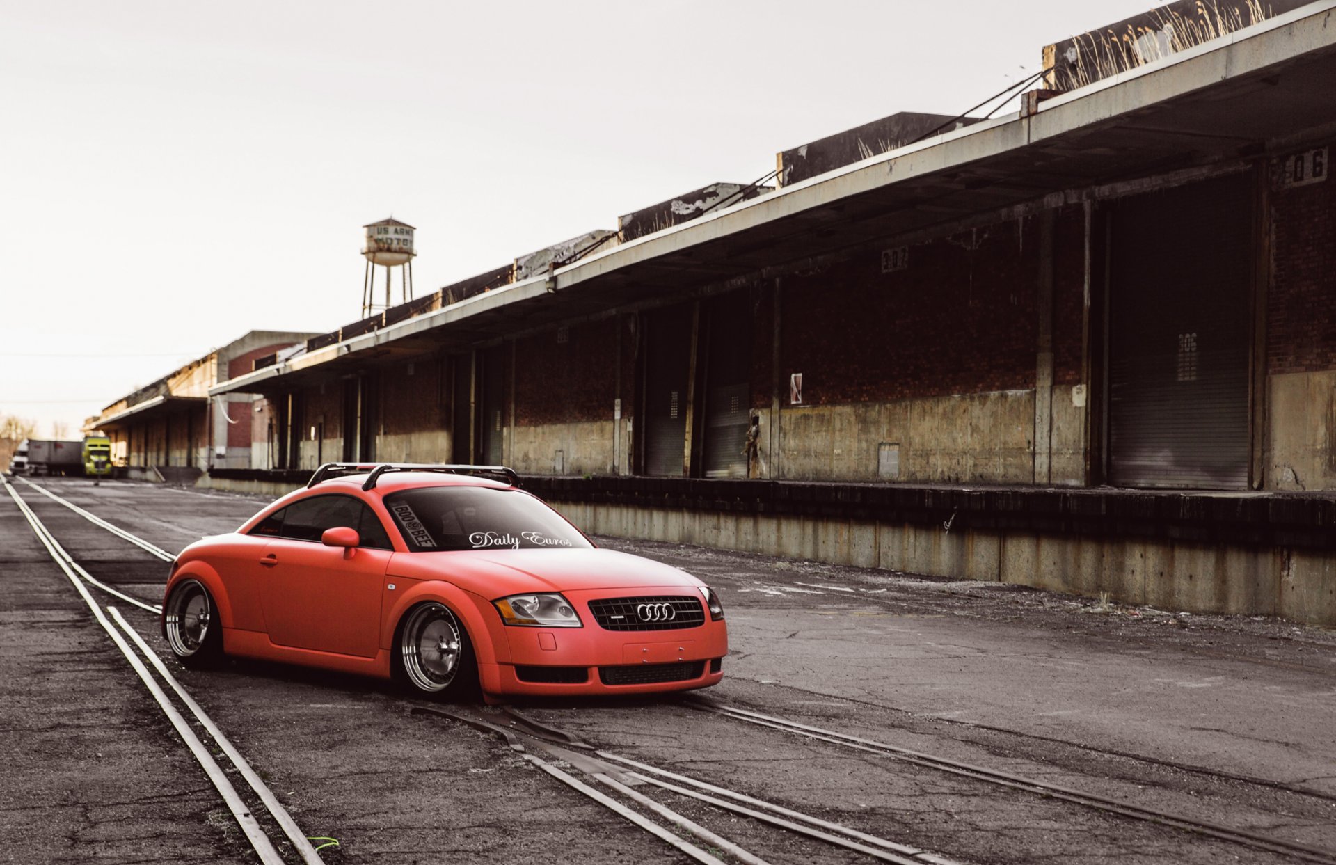 audi tt posizione auto tuning arancione