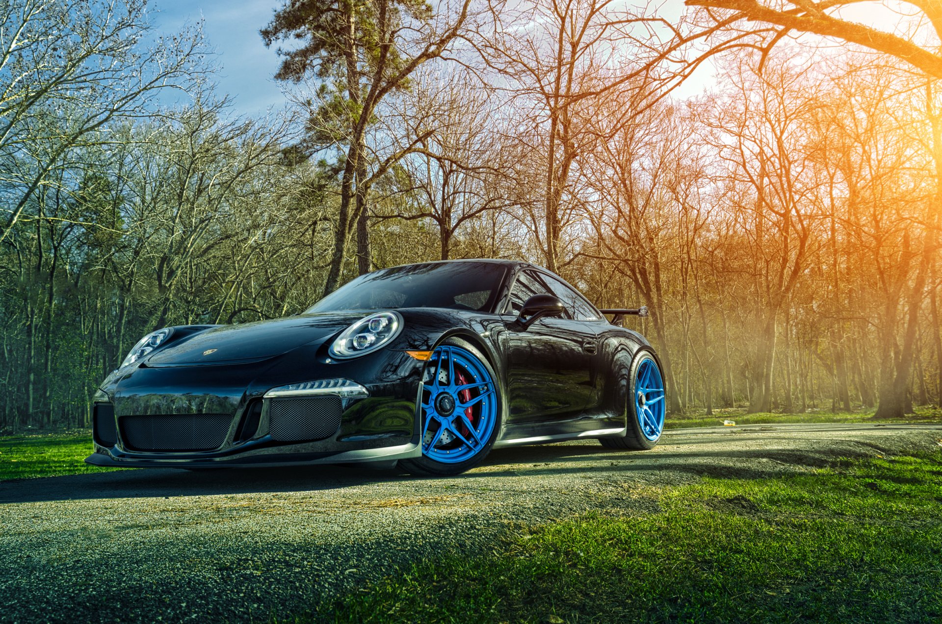 porsche 911 gt3 roues sur mesure forgé soleil herbe avant