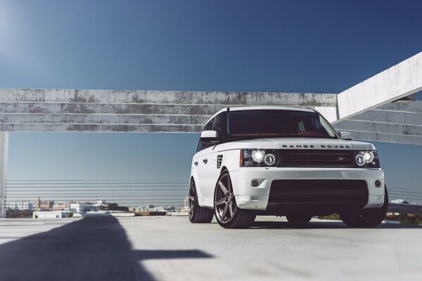 Range rover SUV blanco foto