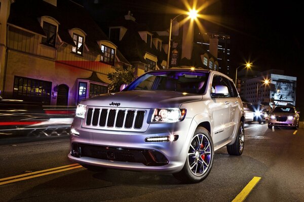 Silver car, Jeep Cherokee SRT8