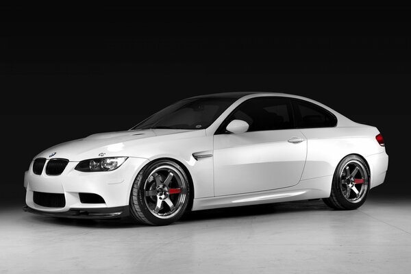 Voiture BMW M3 coupé 2014