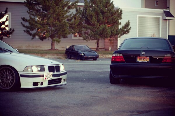 Deux voitures tuning E36 E38 BMW