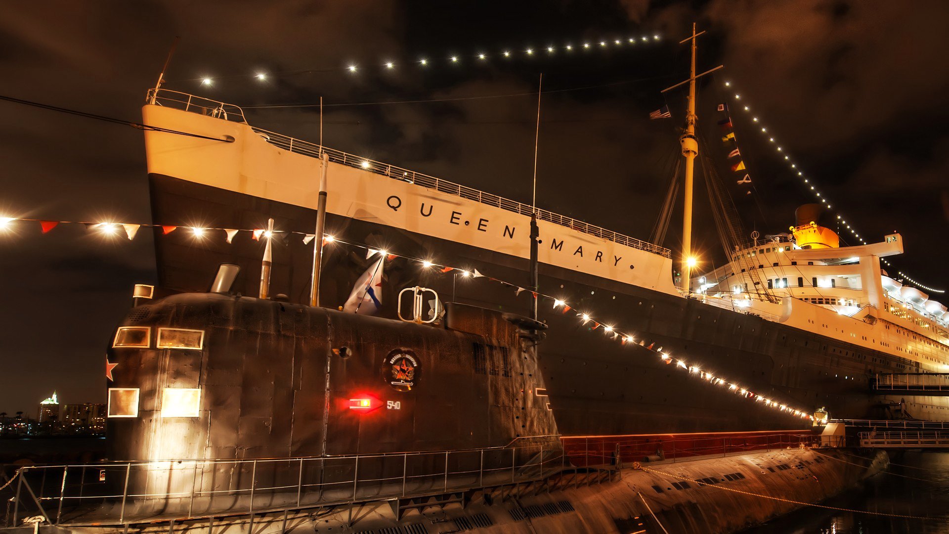 comté d orange californie états-unis nuit lumières quai paquebot navire queen mary sous-marin sous-marin