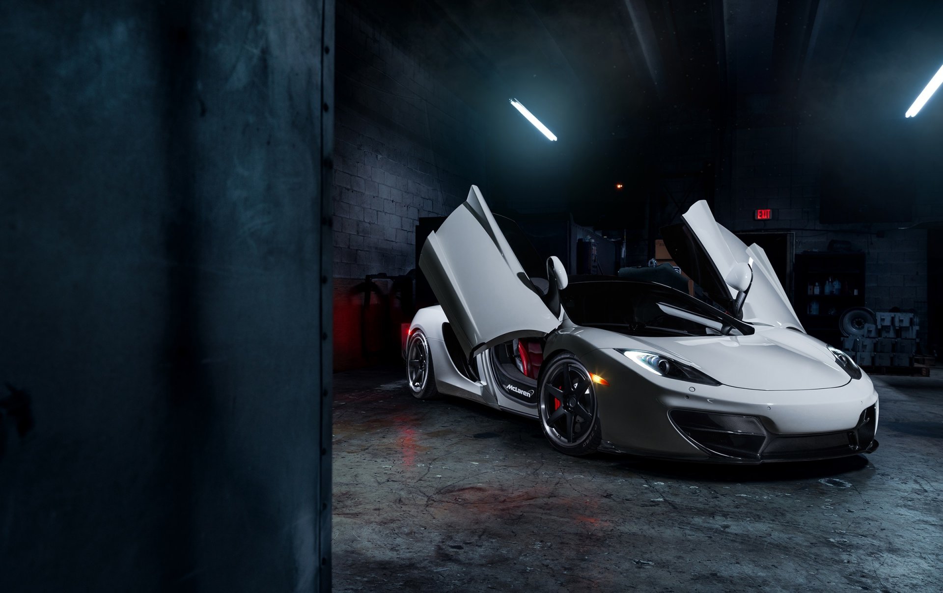 mclaren mp4-12c adv6 ts koła tuning supercars przednie drzwi