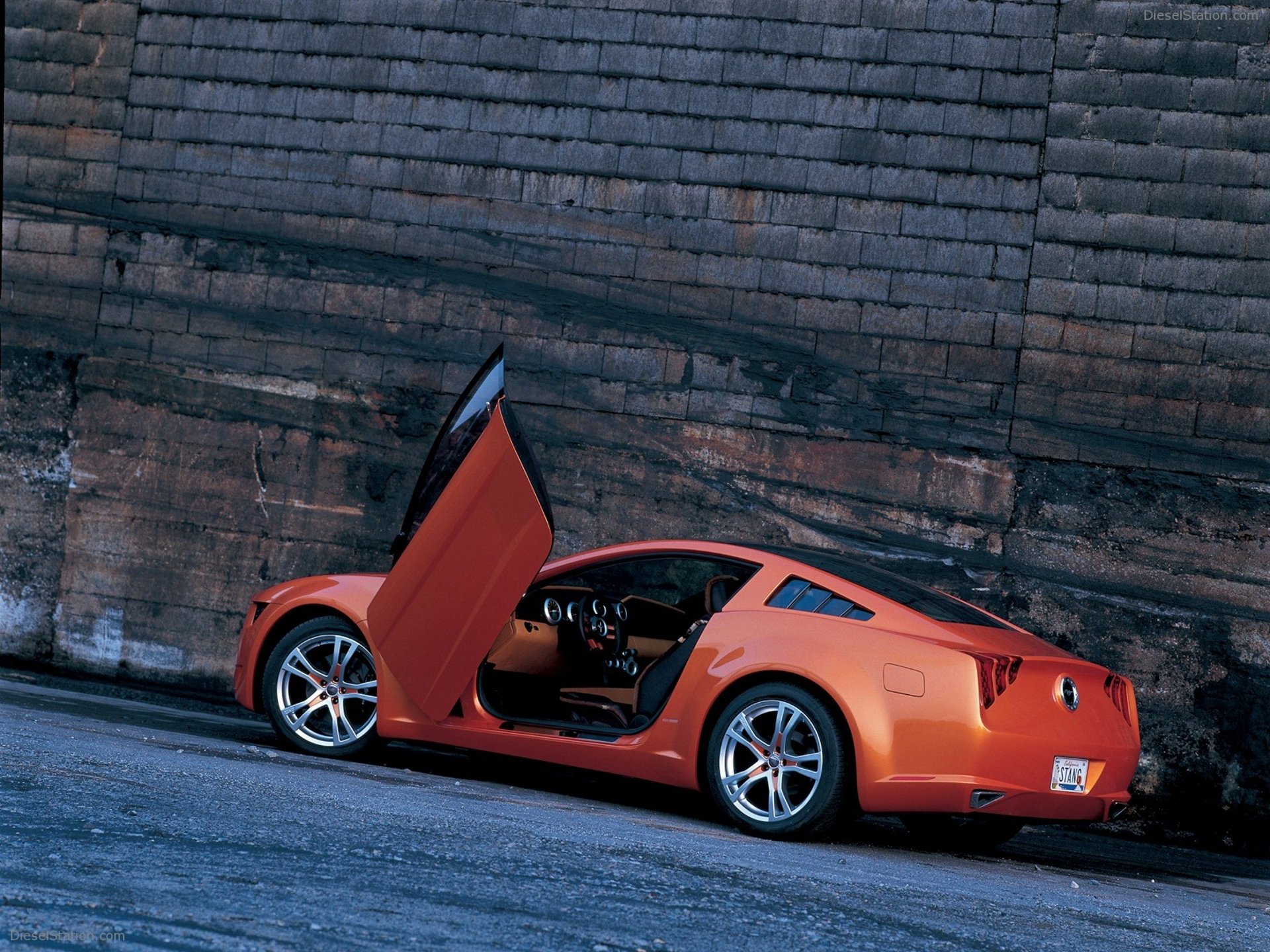 mustang giugiaro ford concept