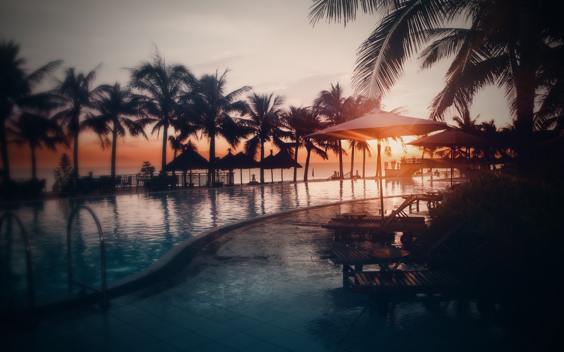 piscine soleil eau photo mer coucher de soleil ciel plage palmiers rayons du soleil soir repos vacances