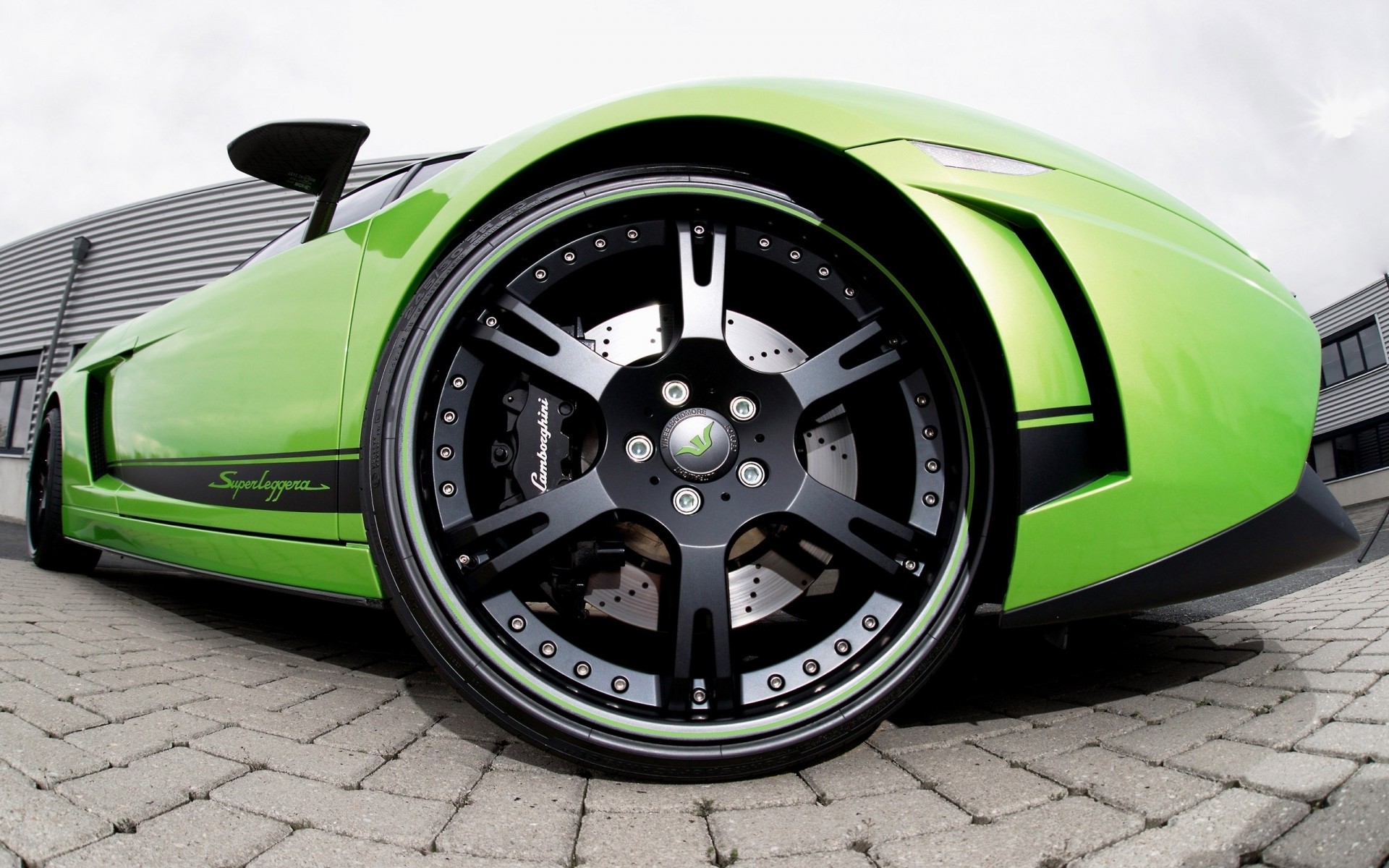 green wheel lamborghini