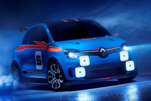 Voiture bleu renault twinrun