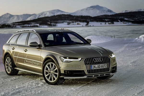 Audi A6 concept pour les siècles créés par l homme