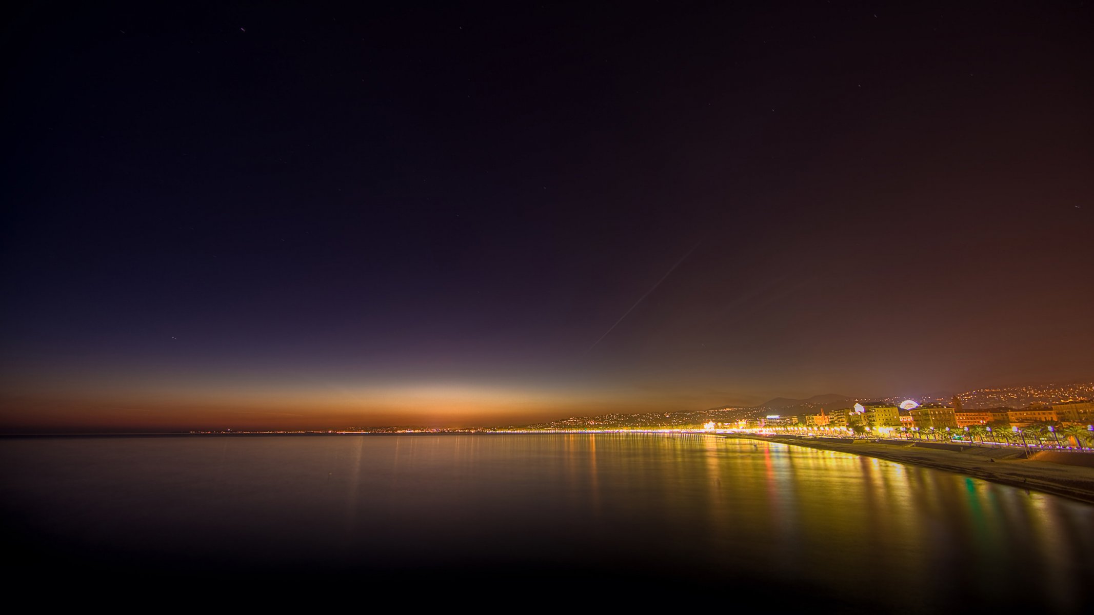 italien nacht zuhause lichter licht küste küste städte fluss wasser hintergrund new york sonnenuntergang abend strandpromenade stadt straße nachthimmel lichter der städte