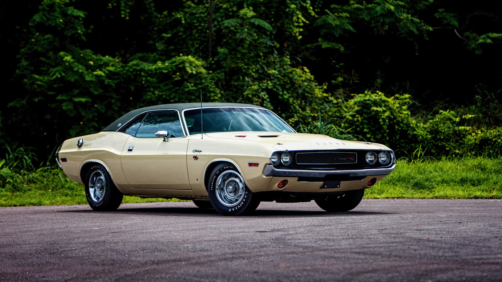 esquivar challenger r / t se 440 dodge challenger