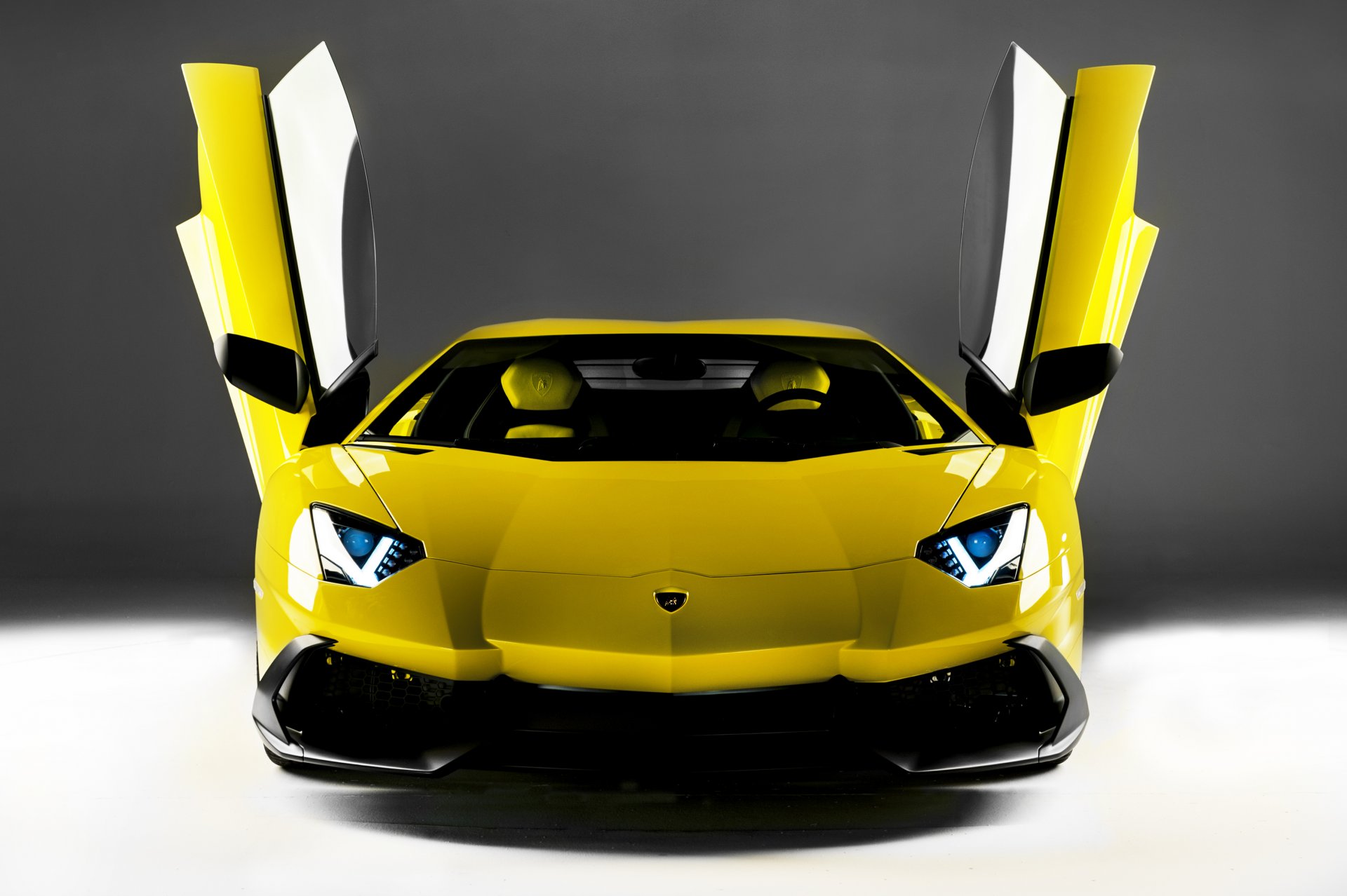 lamborghini aventador lp700-4 50 anniversario издание передок суперкар двери открытые