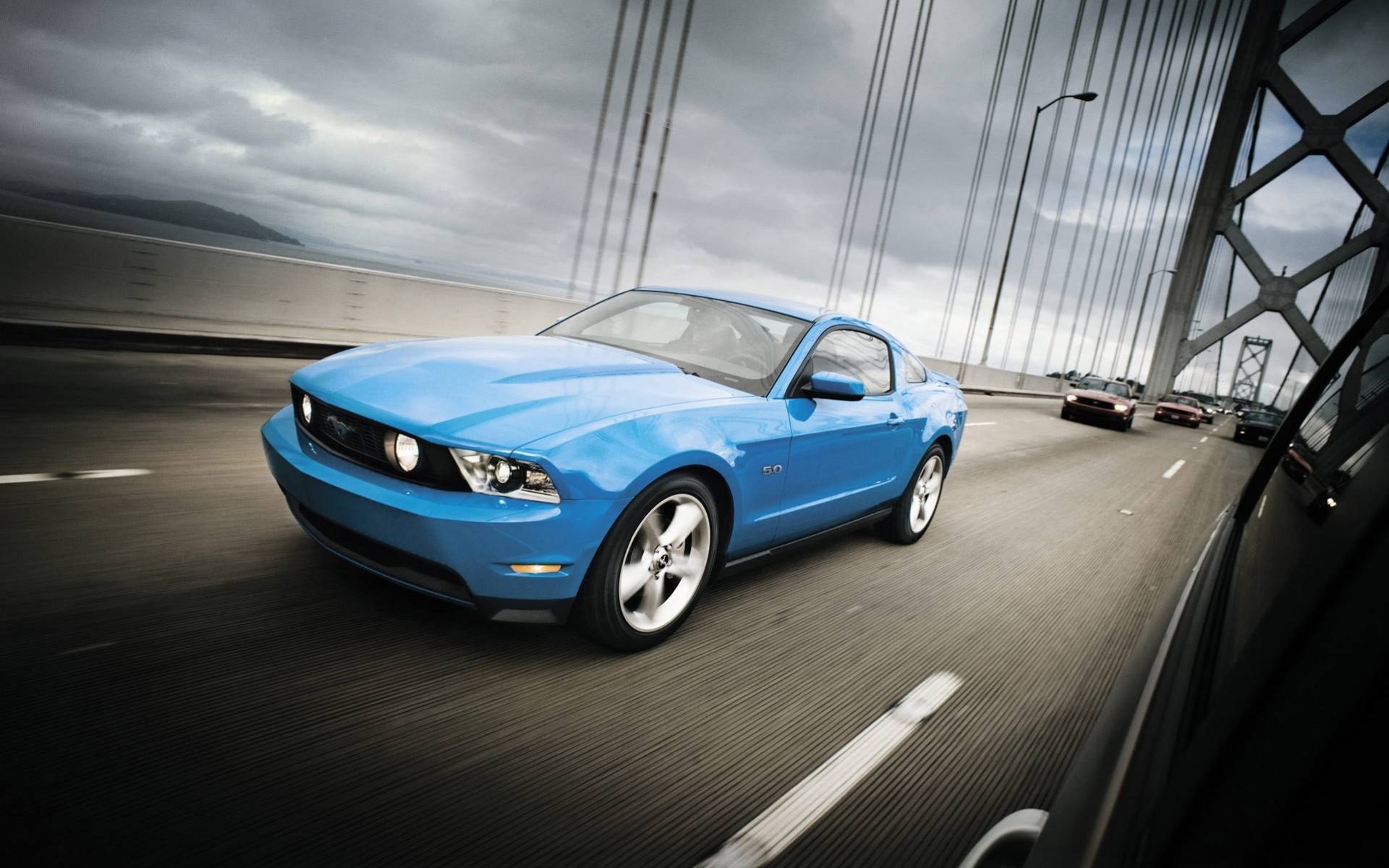 pneus ciel ford grill mustang nature portes pont bleu architecture voitures phares