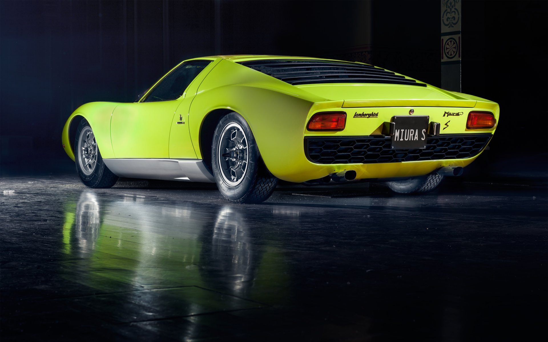 lamborghini miura jahrgang klassisch supersportwagen