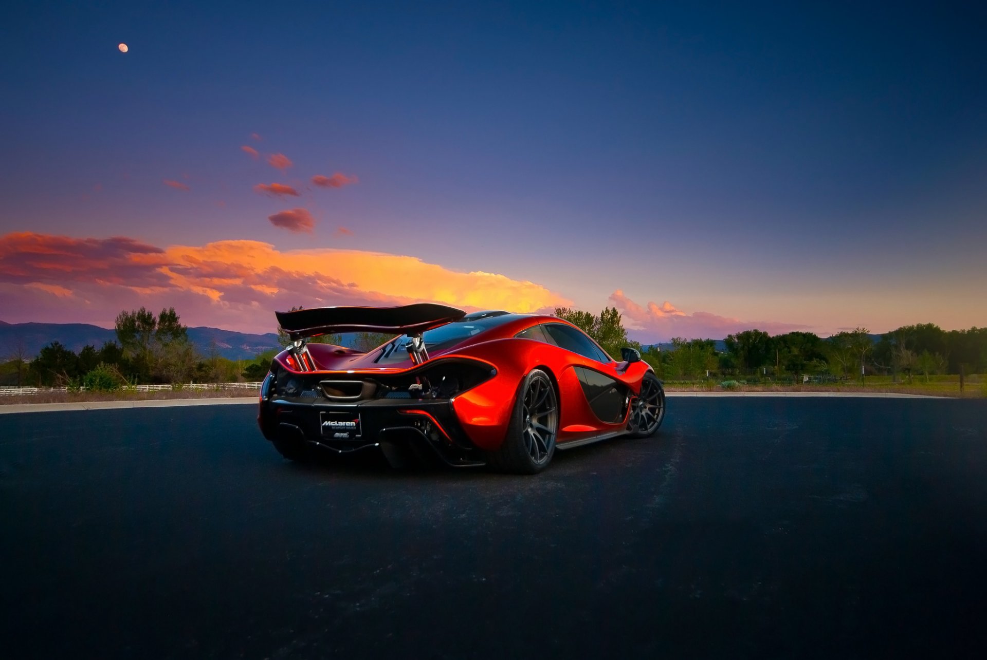 mclaren p1 exotique hypercar orange supercar volcan mort vallée coucher de soleil avant extra route terrestre spoiler arrière