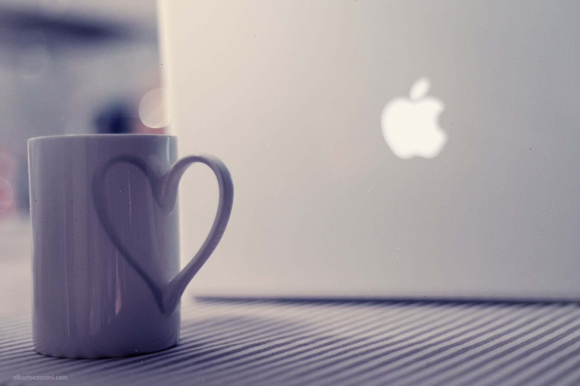 mac apple taza corazón manzana sombra resplandor taza