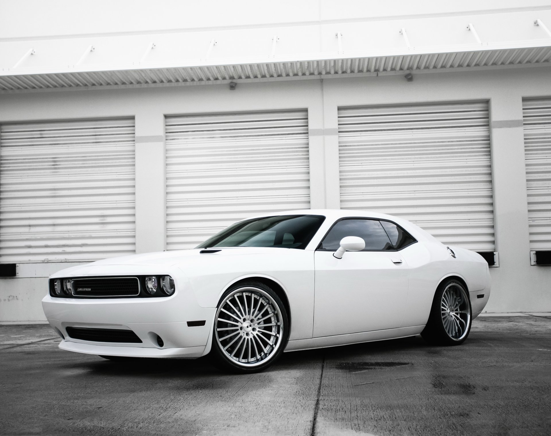 esquivar challenger blanco