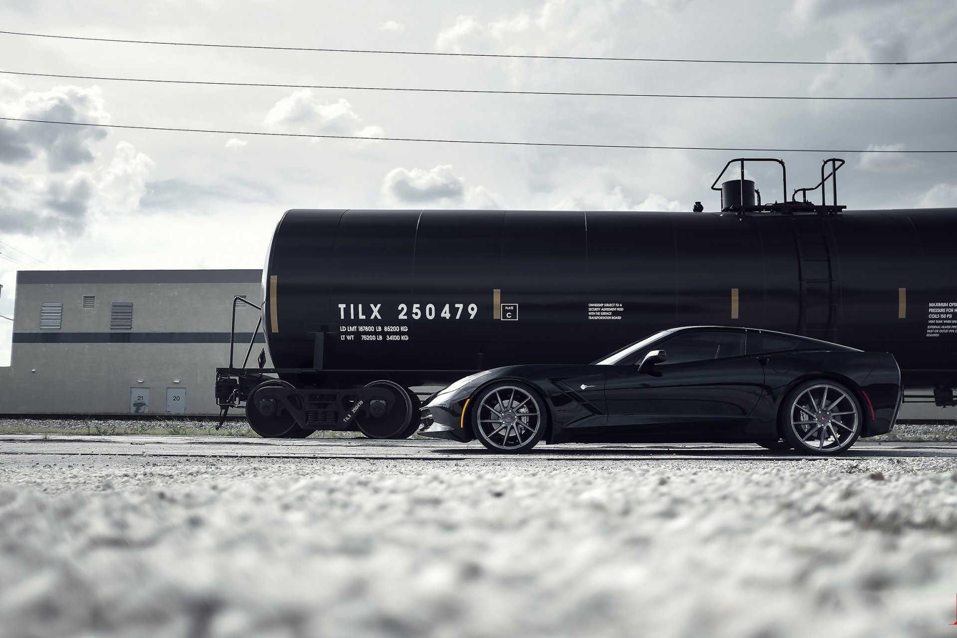 chevrolet c7 corvette stingray noir roues chevrolet corvette profil jantes réservoir