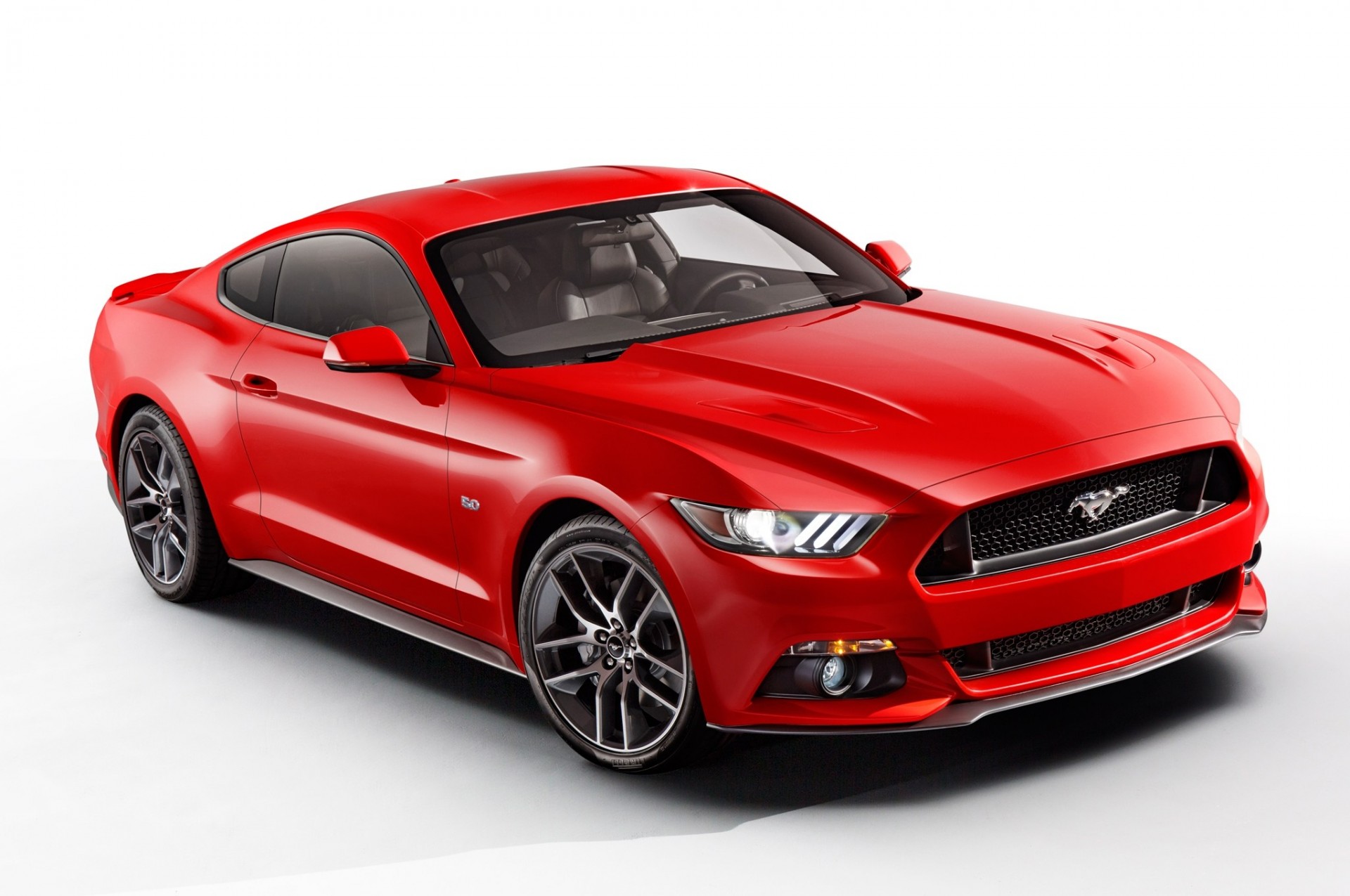 2015 red ford new