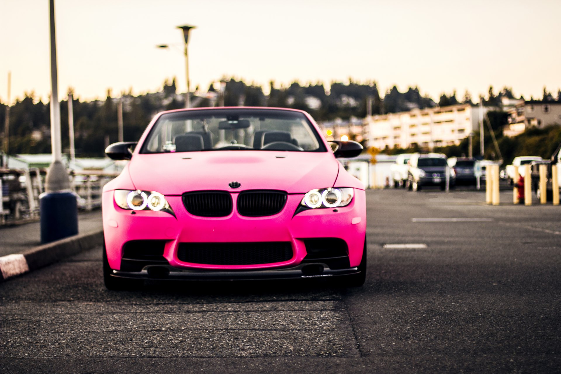 bmw e92 m3 rose bmw tuning rose ange yeux phares