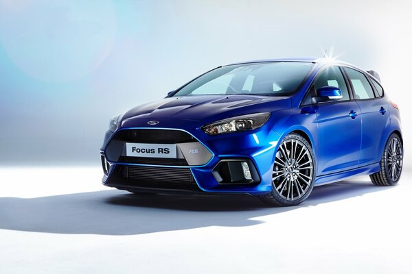 Ford Focus Rs 2015 in blu