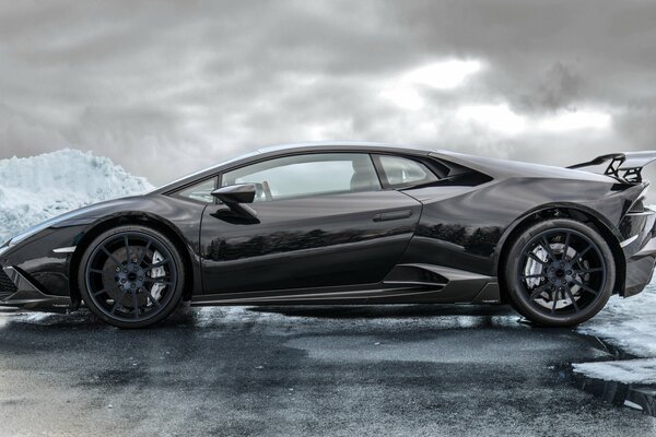 Black Lamborghini Car Wallpaper