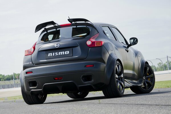 New nissan juke -r nismo on the track