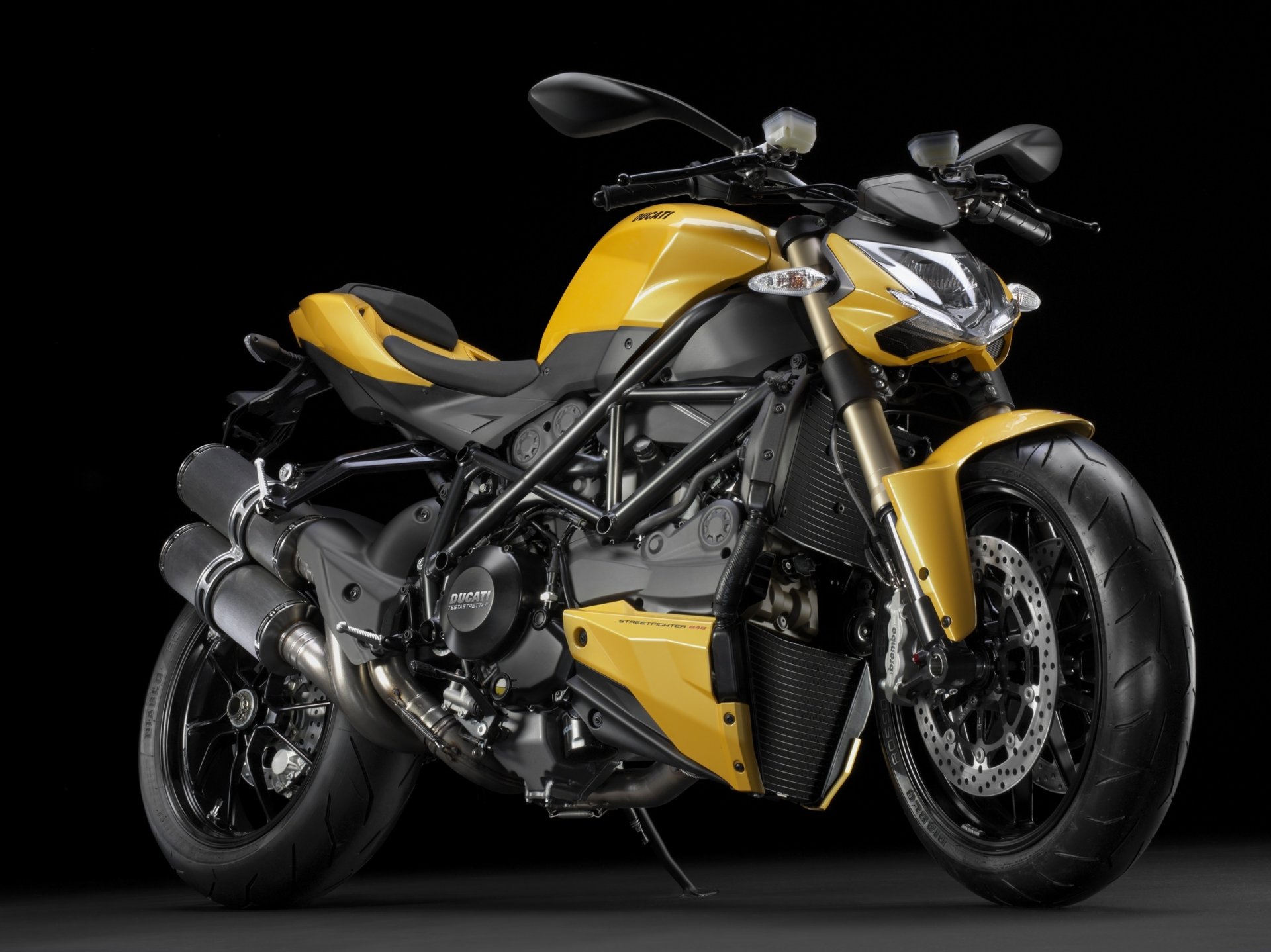 ducati streetfighter 848 sport bike streetfighter motorcycle moto golden ducati bike black background motorbike hi-tech motor transport