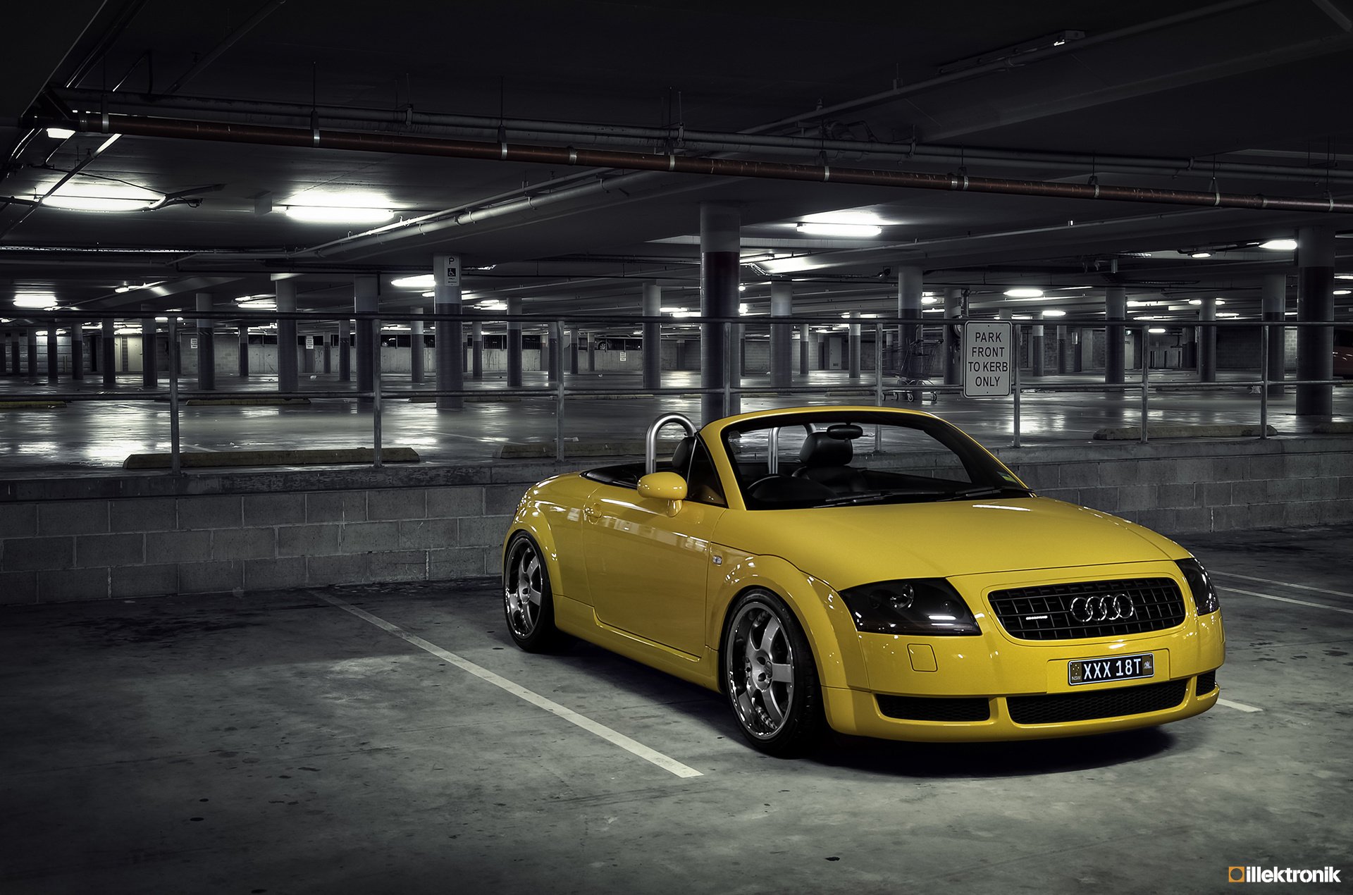 audi tt mk1 audi tt coupé sportwagen gelb roadster cabrio gelbes auto hangar spiegel auto audi pkw transport kraftfahrzeuge