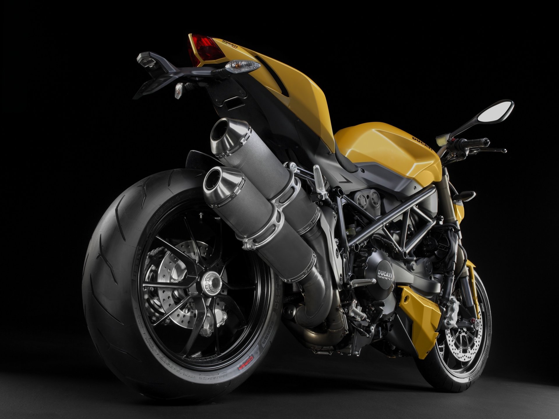 ducati streetfighter 848 sportbike streetfighter moto moto oro ducati moto hi-tech bici veicoli a motore