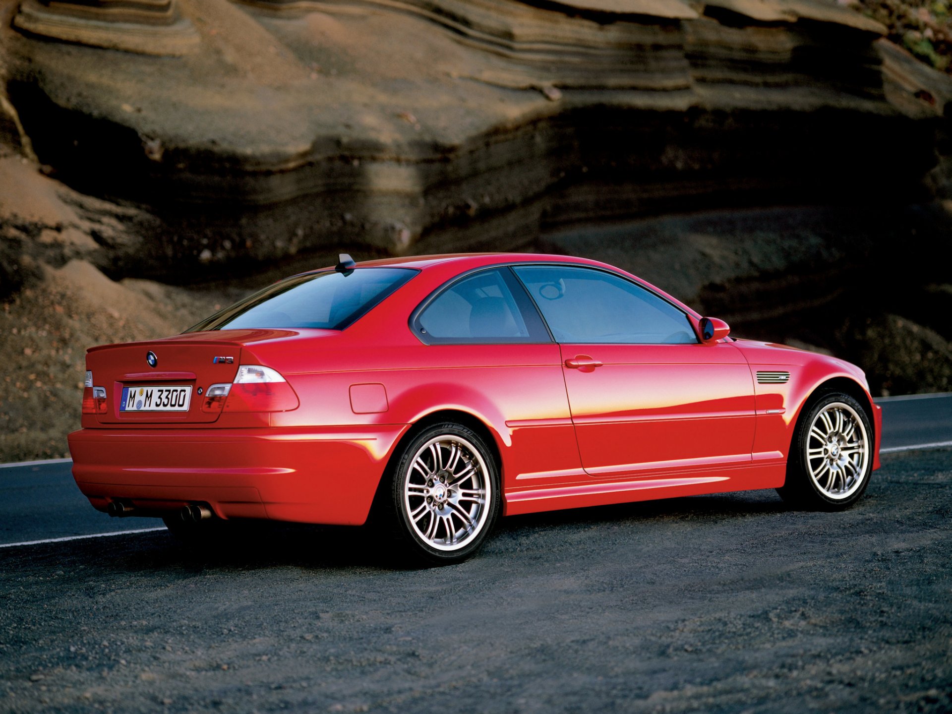 bmw e46 m3 serie 3 bmw troika coupé rosso auto sportiva baviera germania autovetture automobili auto trasporti auto rossa veicoli