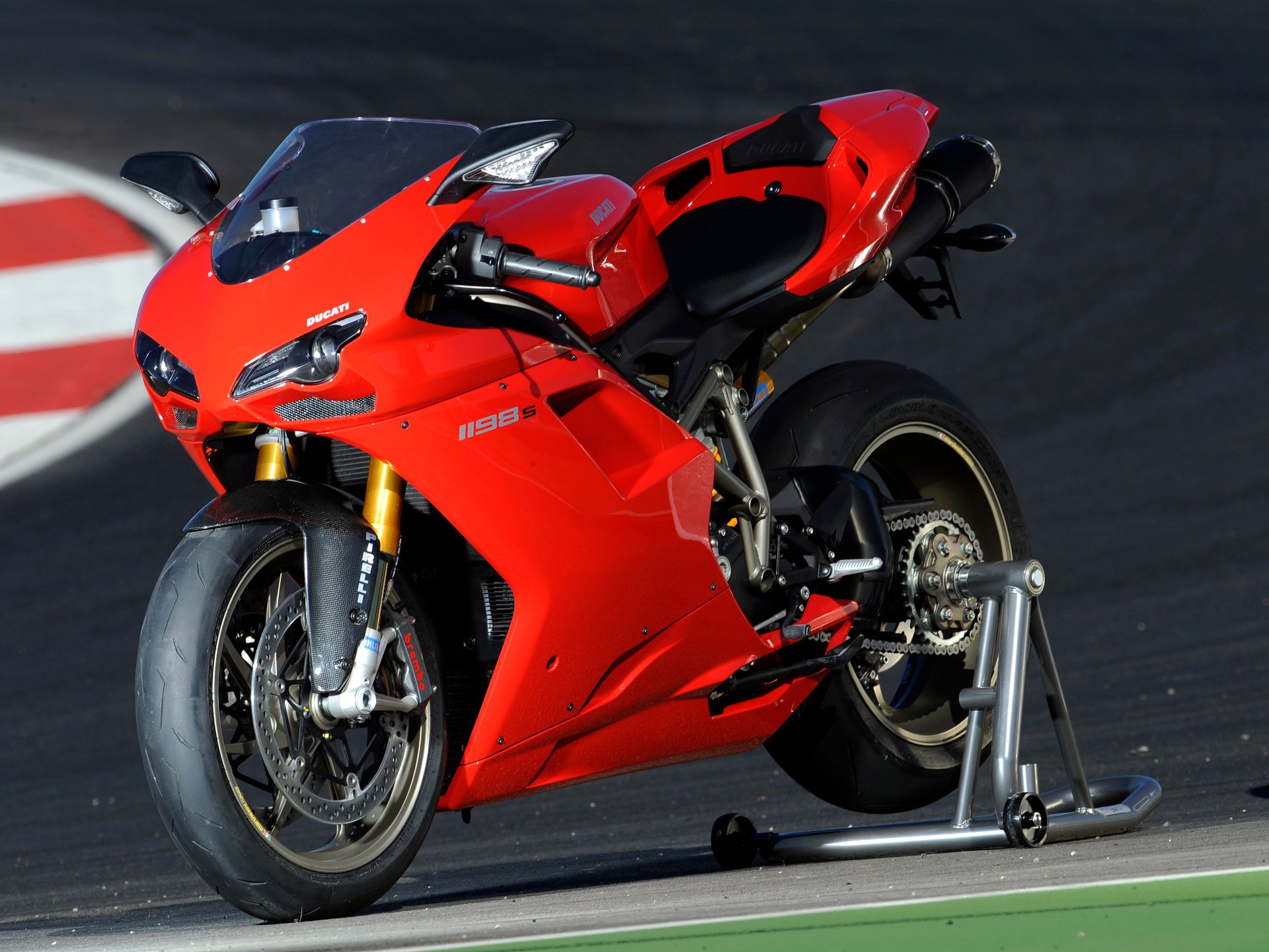 ducati 1198s sportbike ducati sportbike moto moto rosso pista design italia moto hi-tech bici moto