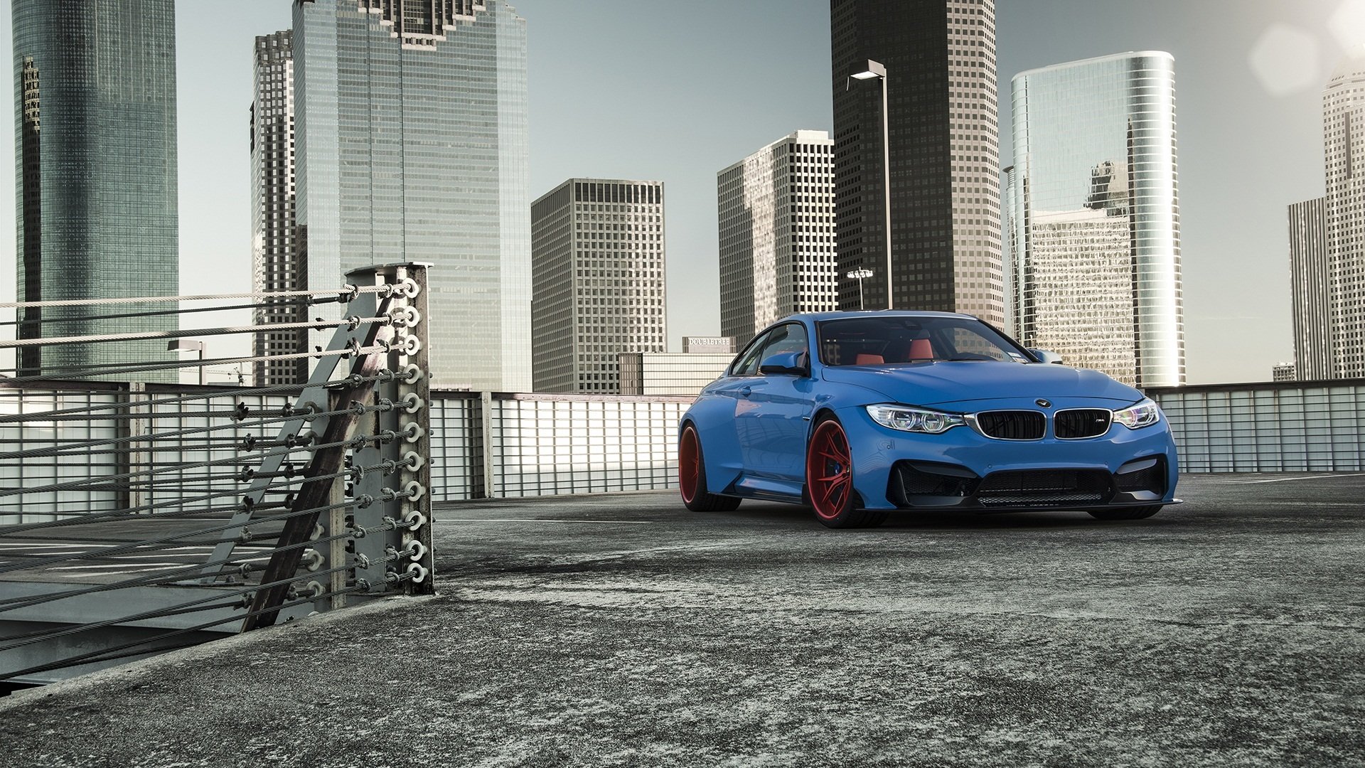 bmw gtrs4 vorsteiner widebody servizio fotografico blu sole anteriore