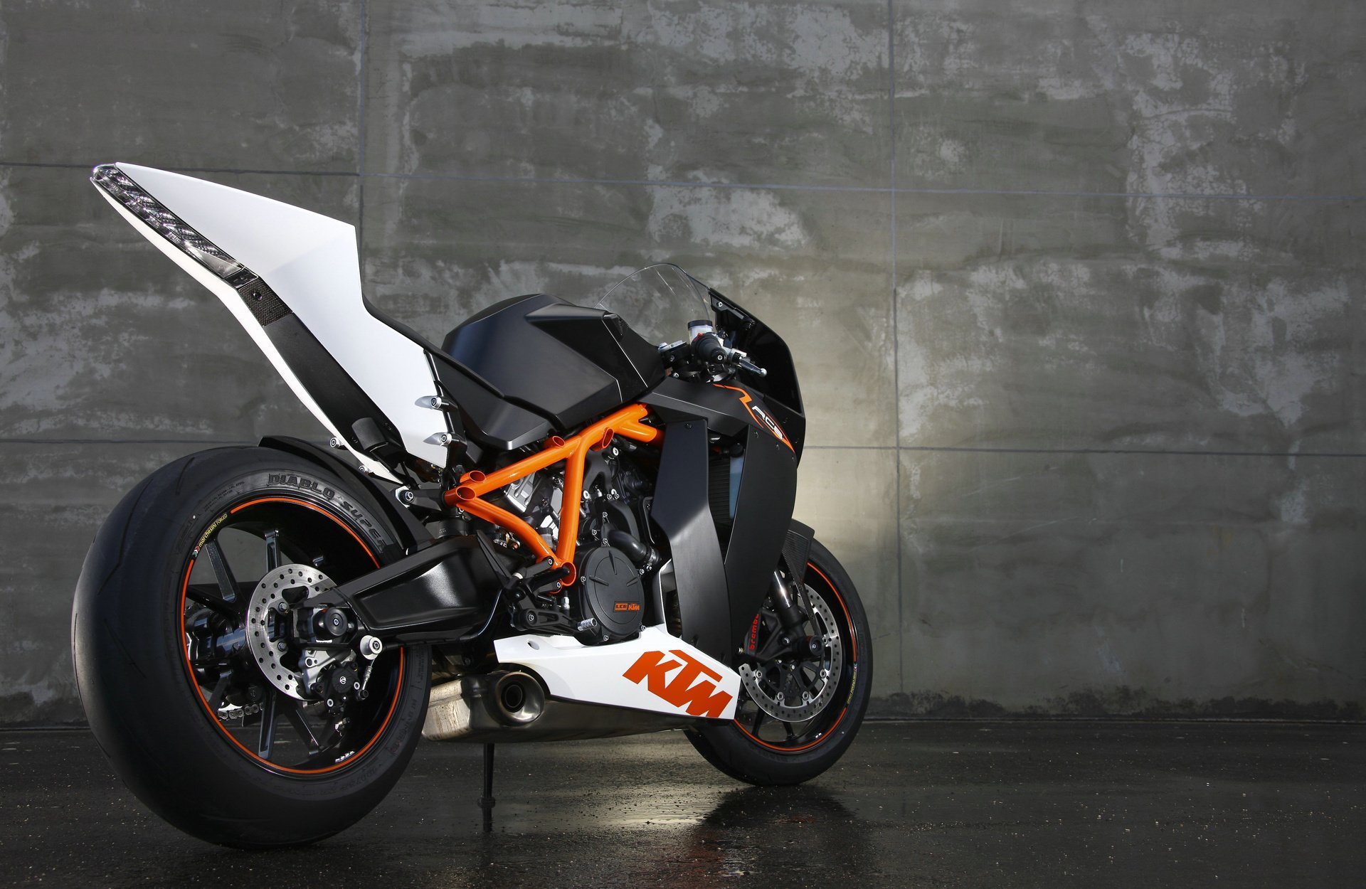 ktm rc8 2009 ktm sportbike motocicleta moto austria motobike hi-tech bicicleta mototransporte