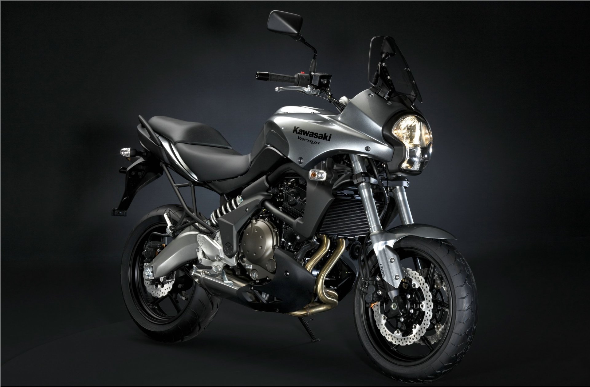 kawasaki versys black