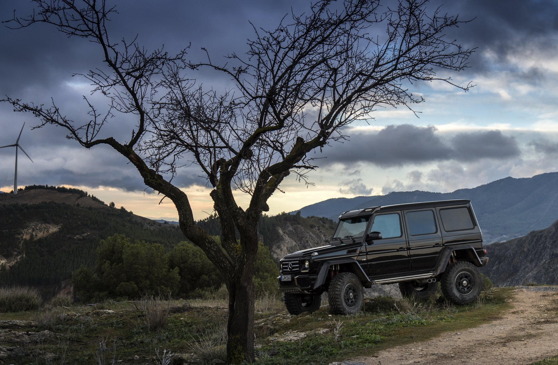 2015 г. mercedes-benz g 500 4x4 концепция w463 мерседес бенц амг брабус черный дерево вечер