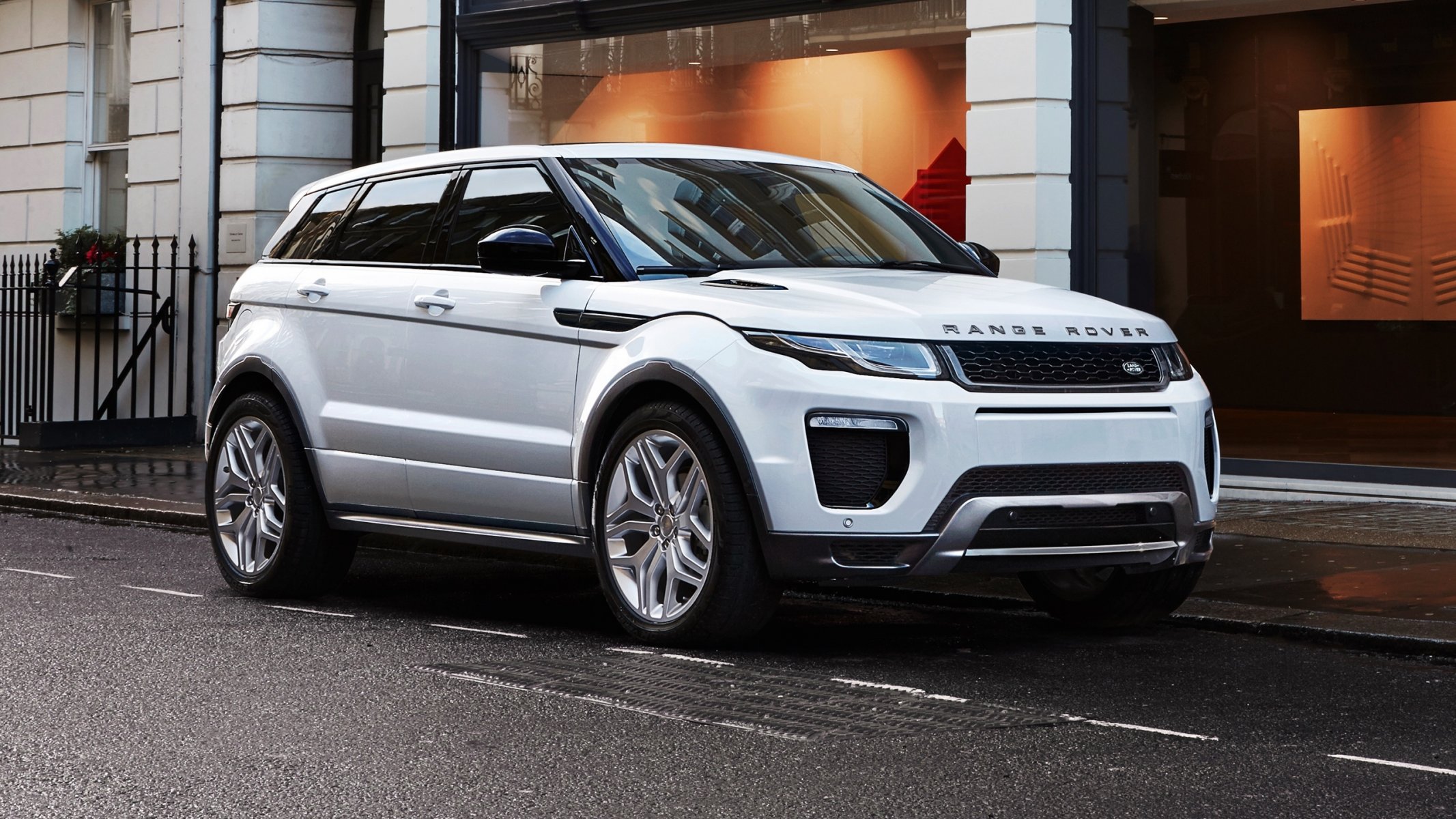 2015 г. range rover evoque hse динамический рендж ровер