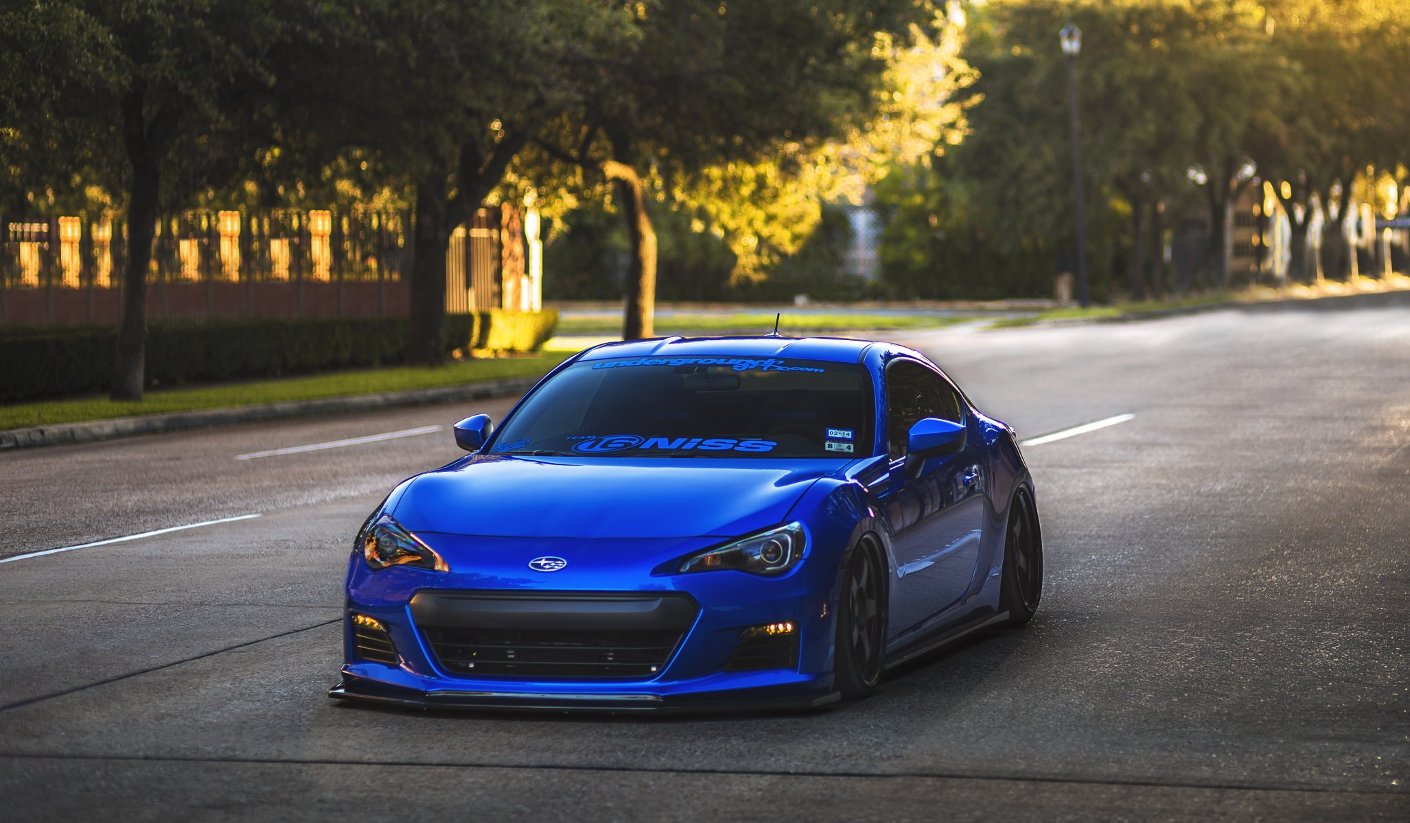 ubaru brz blue front stance