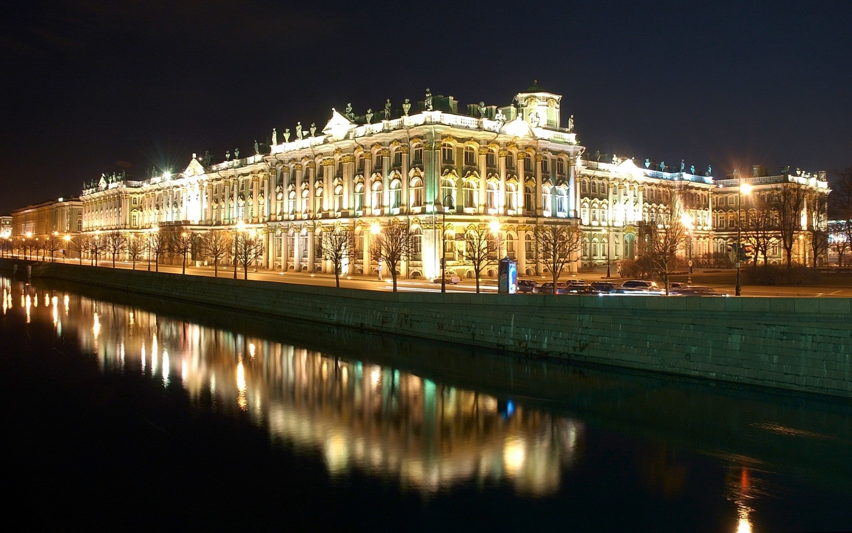 night reflection hermitage st. petersburg peter