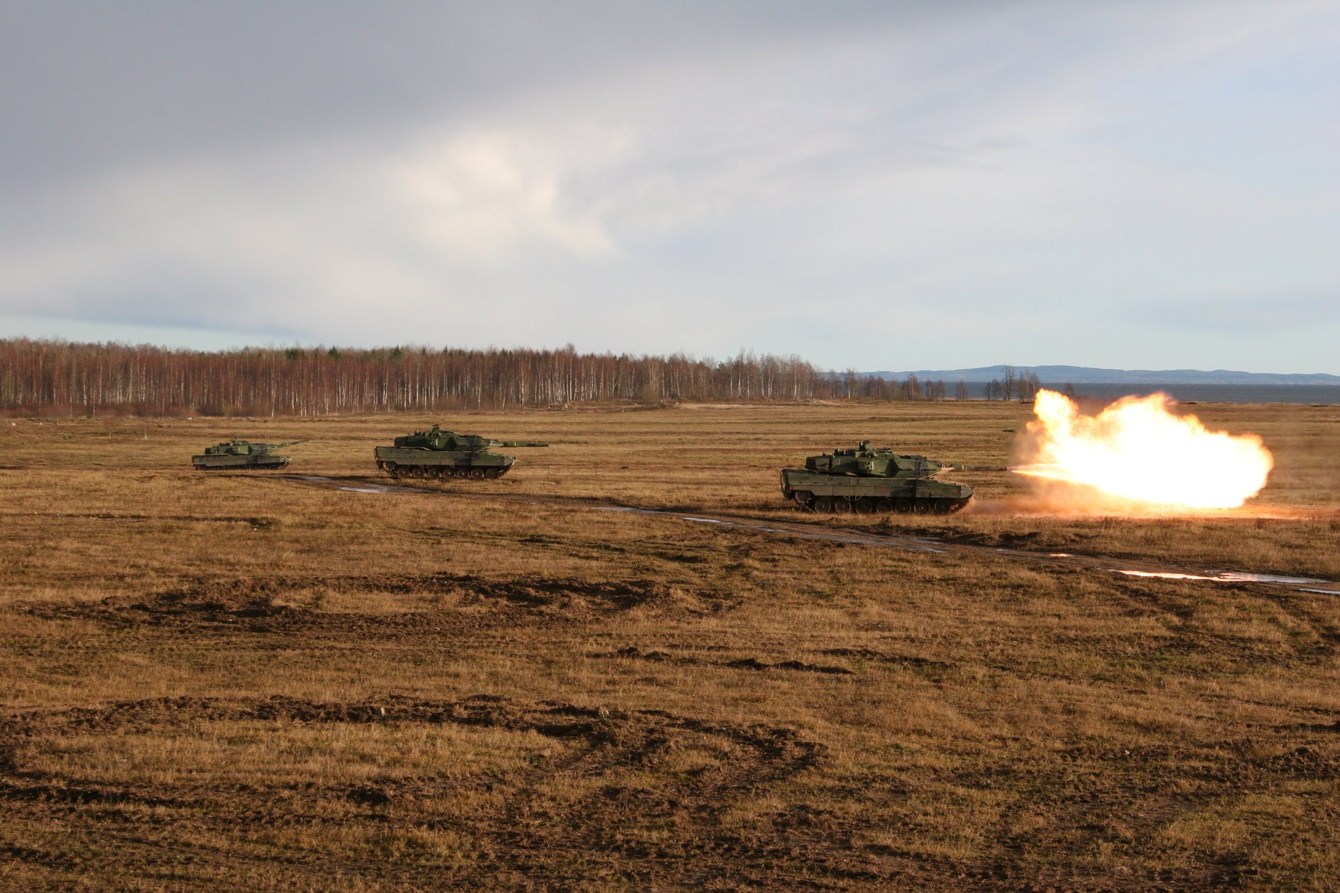 military prueba merkava israel tanque tanques guerra fuego campo rompevientos equipo militar