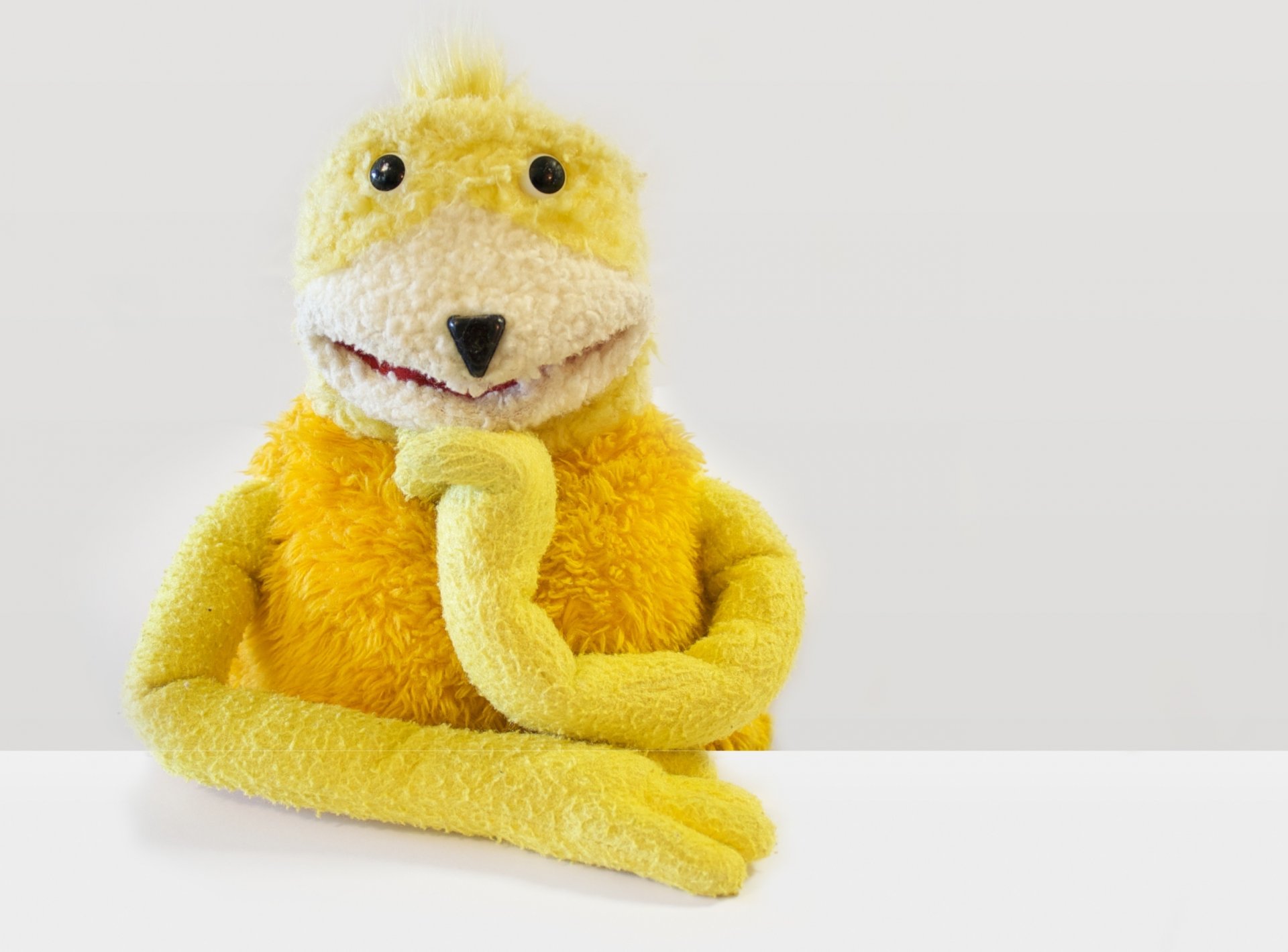 beängstigendes gelbes spielzeug musik kultur cool flat eric flat eric flat beat held charakter stil positiv lustig spielzeug