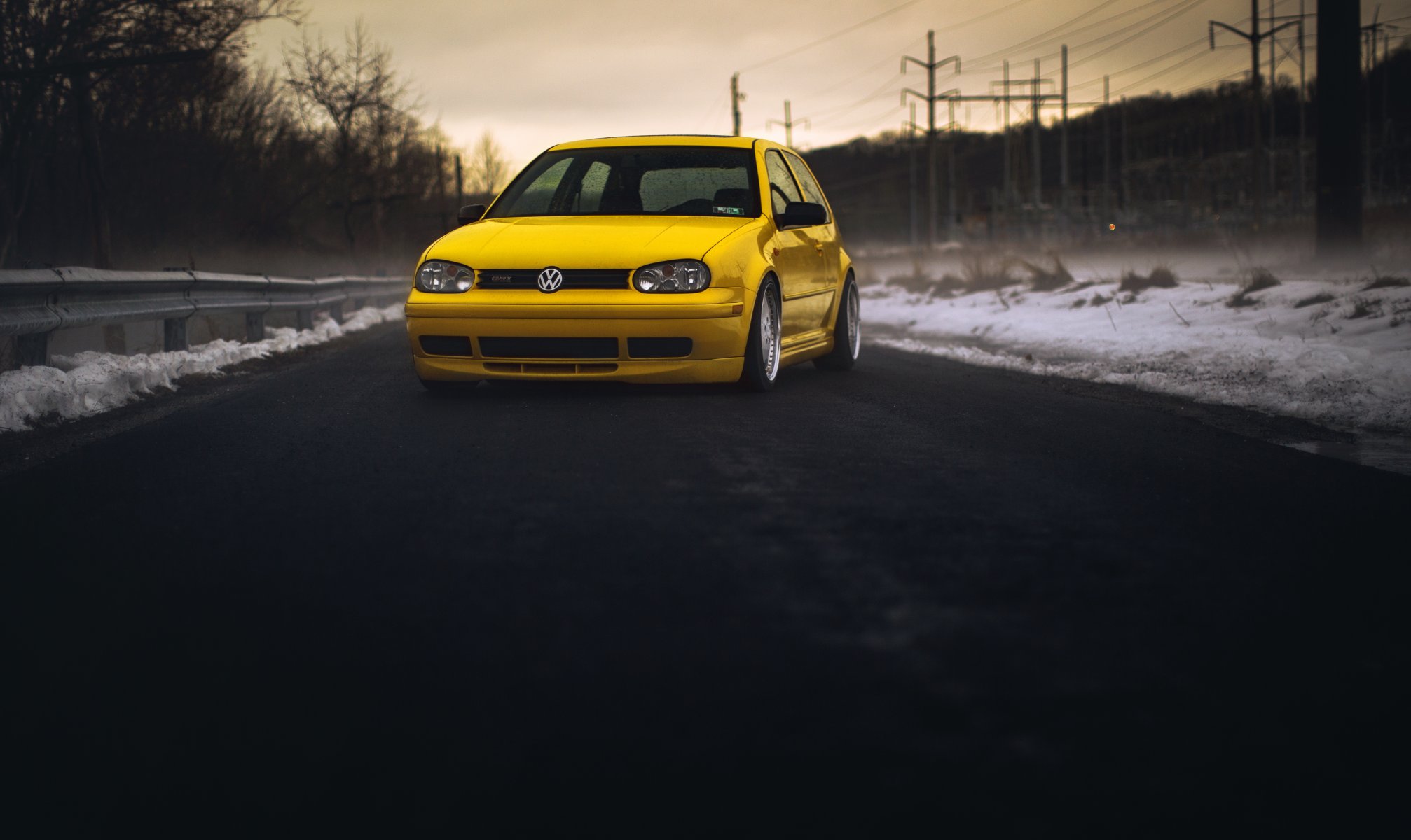 volkswagen golf mk4 gti volkswagen giallo anteriore