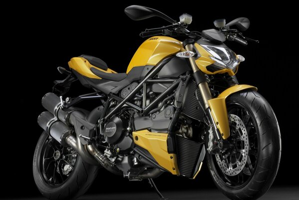 Золотисто чёрный спорт байк ducati streetfighter 848