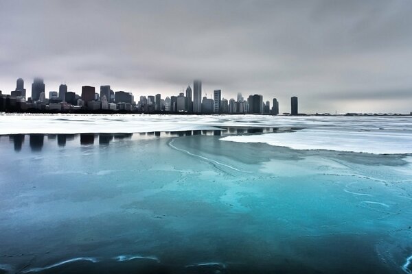 Winter Chicago in a blue fog